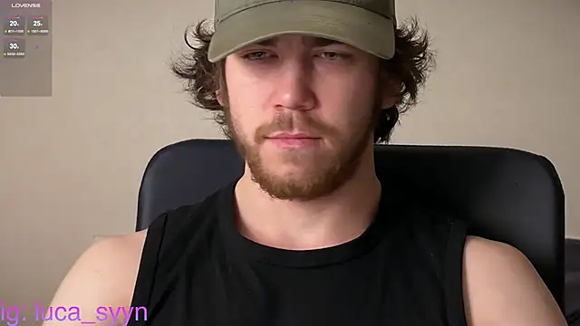 Snapshot of luca_syn chatting on November 15, 3:19 pm luca syn online show from November 15, 3:19 pm