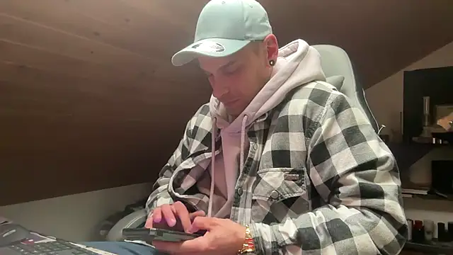 northboy91 online show from April 14, 10:21 am