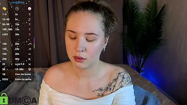 Elsie Cutties online show from January 17, 1:21 am