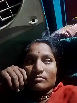 Pooja6060 online show from October 26, 3:40 pm