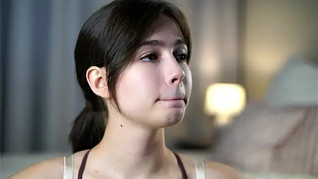 LettySlovacek online show from October 13, 2:22 am