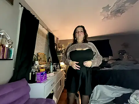 Snapshot of 88heygirlhey88 chatting on November 5, 7:30 am 88heygirlhey88 online show from November 5, 7:30 am