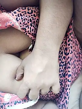 Chubby Soniya online show from October 3, 4:31 am