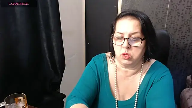 MissSanjanne online show from March 10, 8:08 am