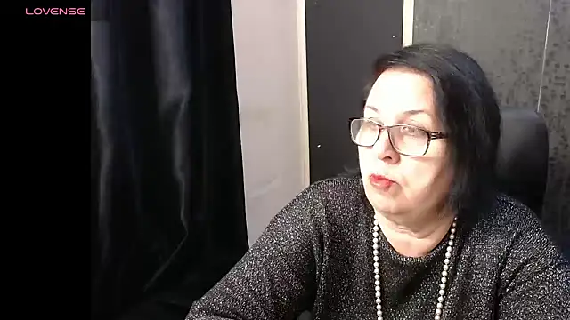 MissSanjanne online show from March 31, 1:40 am