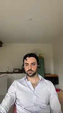 eauminerale online show from February 19, 9:27 am