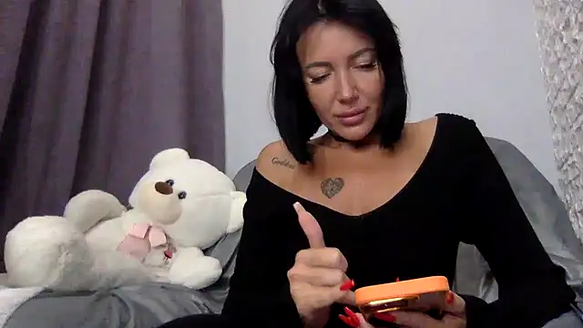 Snapshot of Veymoria chatting on October 4, 5:44 pm Veymoria online show from October 4, 5:44 pm