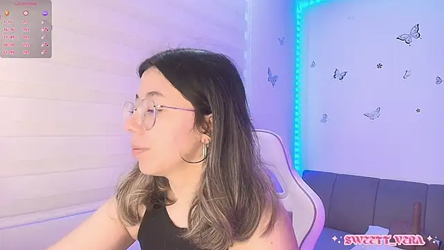 Snapshot of sweettvera chatting on May 1, 1:59 pm sweettvera online show from May 1, 1:59 pm