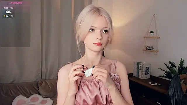 LaureMestler online show from February 22, 10:58 am