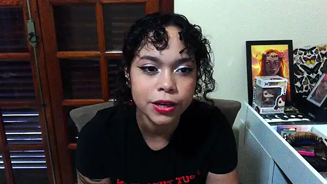 sweetamy326 online show from December 21, 9:44 pm