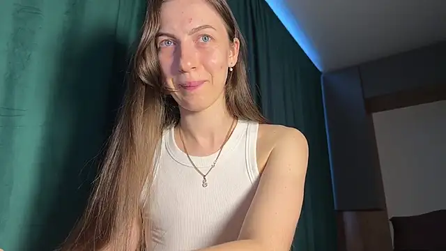 Snapshot of Prettyyy_Angel chatting on June 29, 7:25 am Prettyyy Angel online show from June 29, 7:25 am