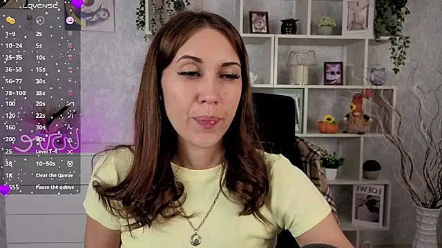 DreamVelour online show from November 1, 11:18 pm