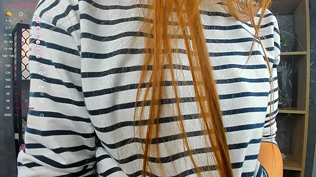 ElenoreReth online show from October 29, 1:19 am