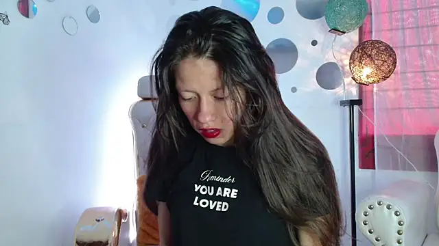 Nina Roser online show from September 24, 12:41 pm