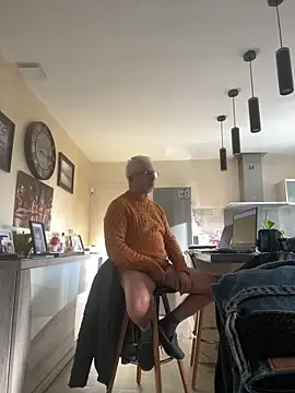 Snapshot of Roccobis chatting on December 16, 2:22 pm Roccobis online show from December 16, 2:22 pm