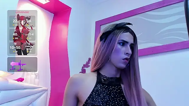 Snapshot of isa__fox chatting on September 25, 12:58 am isa fox online show from September 25, 12:58 am
