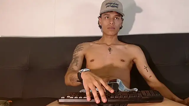 Frayhot777 online show from October 23, 10:19 pm