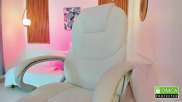 Snapshot of Nallah_ chatting on October 1, 3:23 am Nallah online show from October 1, 3:23 am