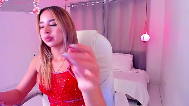 Snapshot of Nallah_ chatting on November 5, 4:45 am Nallah online show from November 5, 4:45 am