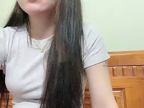 Snapshot of Ara4865 chatting on October 9, 7:01 pm Ara4865 online show from October 9, 7:01 pm