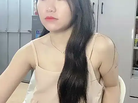 Snapshot of Ara4865 chatting on October 10, 4:28 pm Ara4865 online show from October 10, 4:28 pm