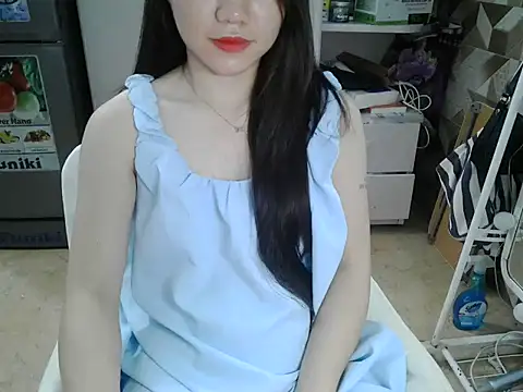 Snapshot of Ara4865 chatting on October 17, 4:53 pm Ara4865 online show from October 17, 4:53 pm