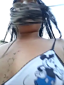 hot-mom22 online show from April 2, 10:51 pm