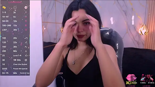 Snapshot of kat_96_ chatting on November 7, 8:31 pm kat 96 online show from November 7, 8:31 pm