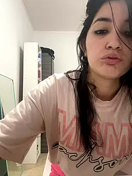 Snapshot of KarenG2025 chatting on October 13, 2:55 am KarenG2025 online show from October 13, 2:55 am