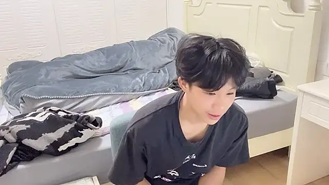 Snapshot of xwen2020 chatting on November 28, 3:47 pm xwen2020 online show from November 28, 3:47 pm