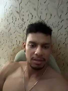 Snapshot of TheMorfinN chatting on December 22, 1:24 am TheMorfinN online show from December 22, 1:24 am