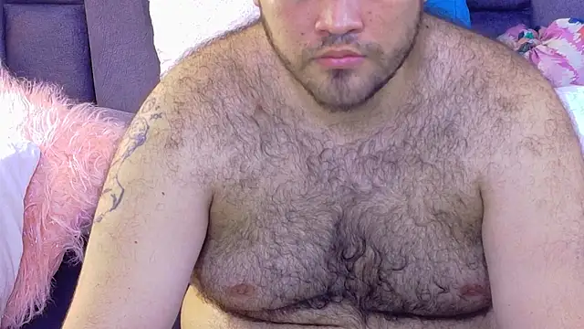 Snapshot of big_bearr chatting on October 11, 10:41 pm big bearr online show from October 11, 10:41 pm