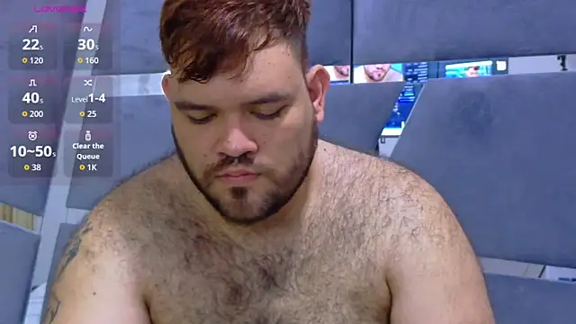 Snapshot of big_bearr chatting on November 11, 9:04 pm big bearr online show from November 11, 9:04 pm