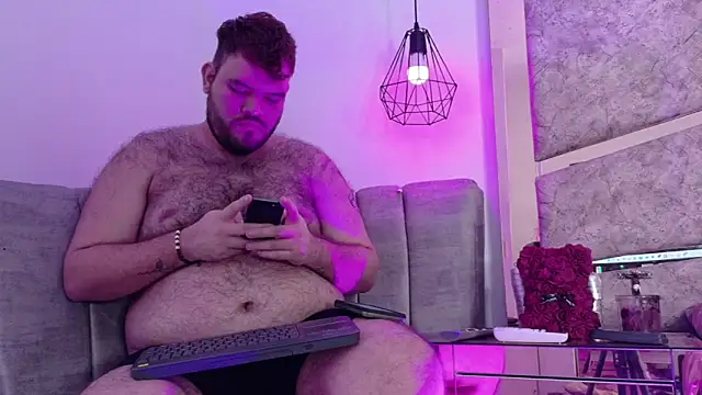 Snapshot of big_bearr chatting on November 20, 9:25 pm big bearr online show from November 20, 9:25 pm