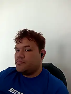 Snapshot of big_bearr chatting on April 22, 7:48 pm big bearr online show from April 22, 7:48 pm