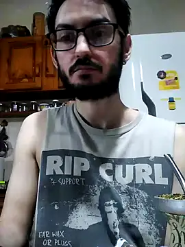 Snapshot of Fefede97_ chatting on November 9, 4:22 am Fefede97 online show from November 9, 4:22 am