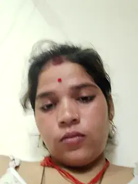 Snapshot of Mahek_love143 chatting on July 16, 12:44 pm Mahek love143 online show from July 16, 12:44 pm