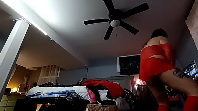 xofrankiefinexo online show from February 21, 8:37 am