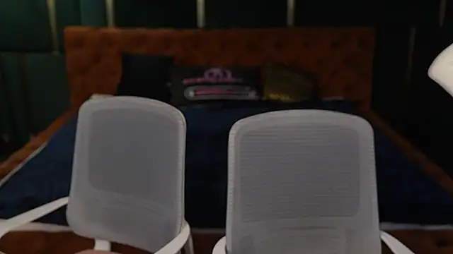 Snapshot of Luchi_Sun chatting on November 19, 11:21 am Luchi Sun online show from November 19, 11:21 am