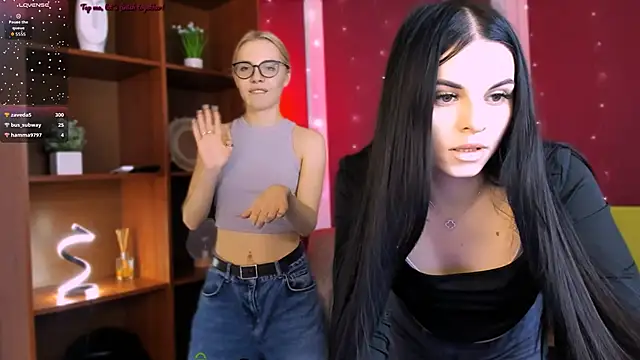 Snapshot of nicole_muah chatting on November 30, 2:32 pm nicole muah online show from November 30, 2:32 pm