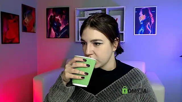 justcamila  online show from October 8, 11:41 am