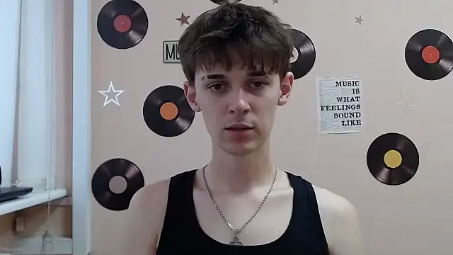 Hoot Dude  online show from October 9, 1:31 pm