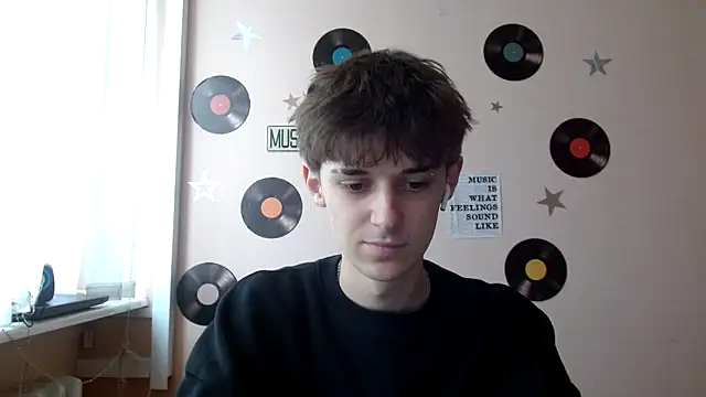 Hoot Dude  online show from October 13, 12:49 pm