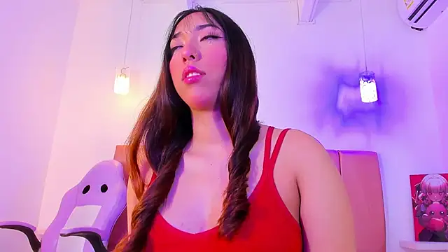 emily  walker online show from December 17, 3:34 am