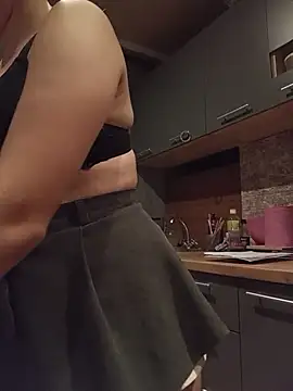 kisette online show from November 27, 3:03 pm