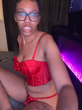 Snapshot of YeahhhitsBreezy chatting on December 21, 11:45 pm YeahhhitsBreezy online show from December 21, 11:45 pm