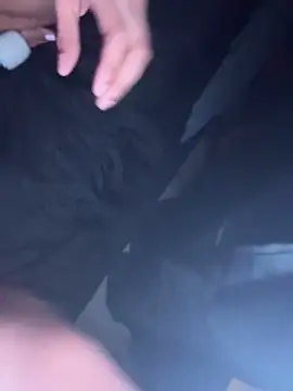 Snapshot of YeahhhitsBreezy chatting on December 23, 7:28 am YeahhhitsBreezy online show from December 23, 7:28 am