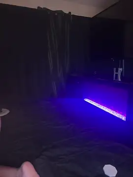 Snapshot of YeahhhitsBreezy chatting on January 9, 1:52 am YeahhhitsBreezy online show from January 9, 1:52 am