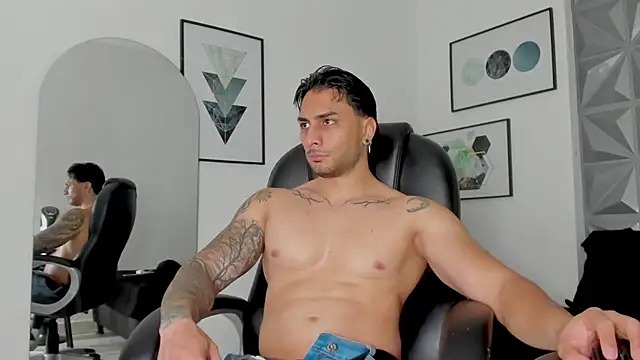 Miike Stone1 online show from October 22, 8:30 pm