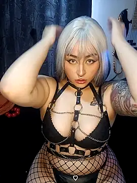 Iluromi online show from October 21, 6:52 pm